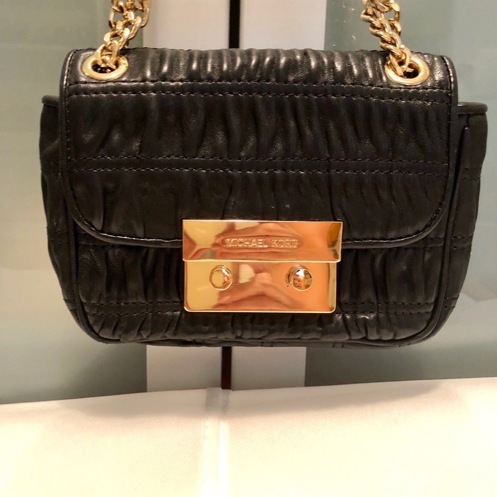 Sold out!!!! Elegant bag